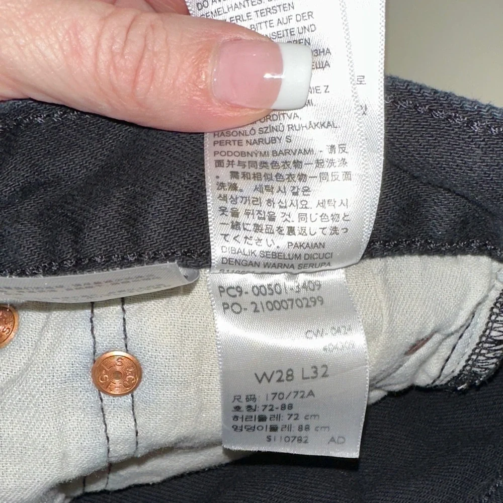 Levi's 501 Men's Straight Black Jeans